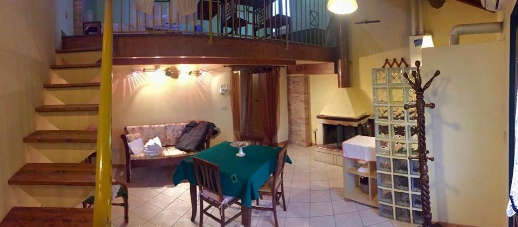 Casa Fiorita Bed & Breakfast Sant'Enea Exterior photo
